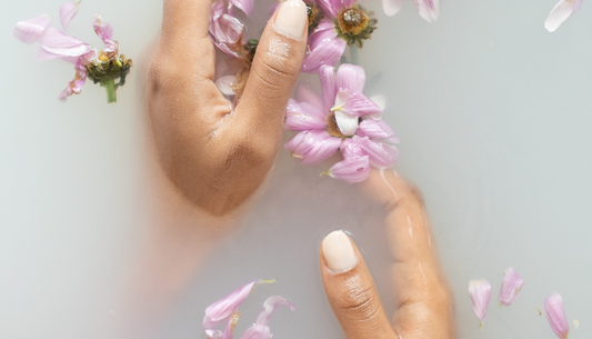 Beneficios del agua de rosas
