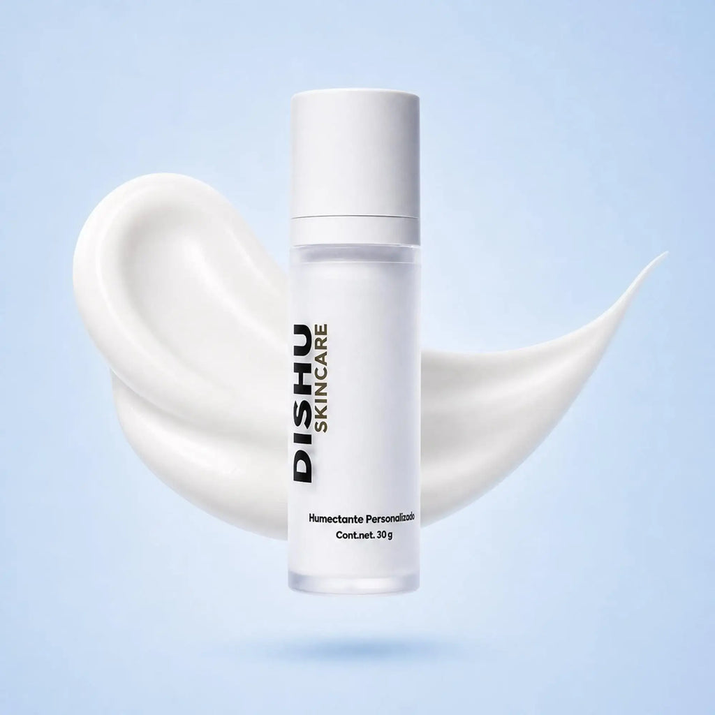 Humectante personalizado Dishu Skincare para piel sensible, con textura suave y fórmula amigable