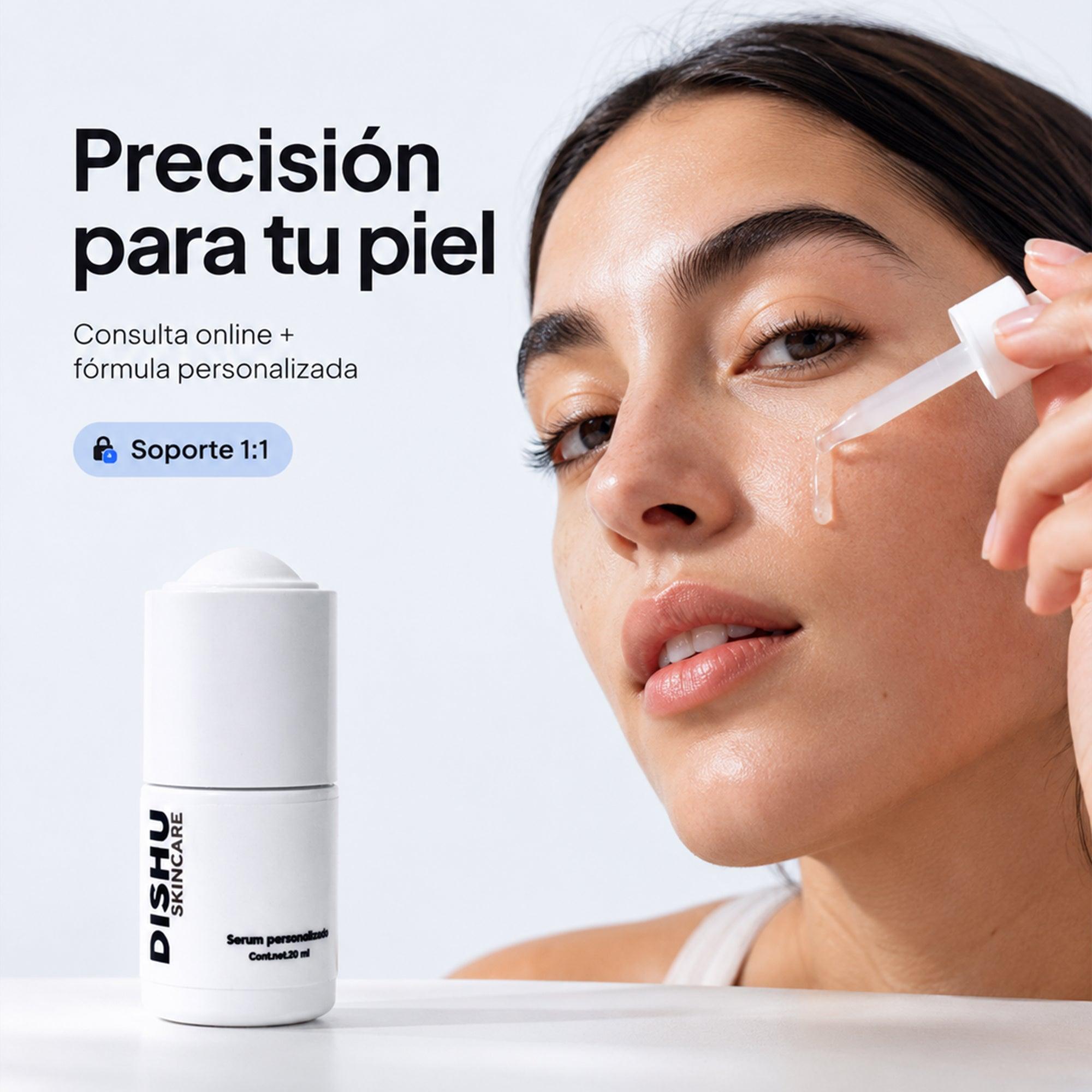 Mujer aplicando serum personalizado Dishu para piel sensible, con fórmula hecha a medida